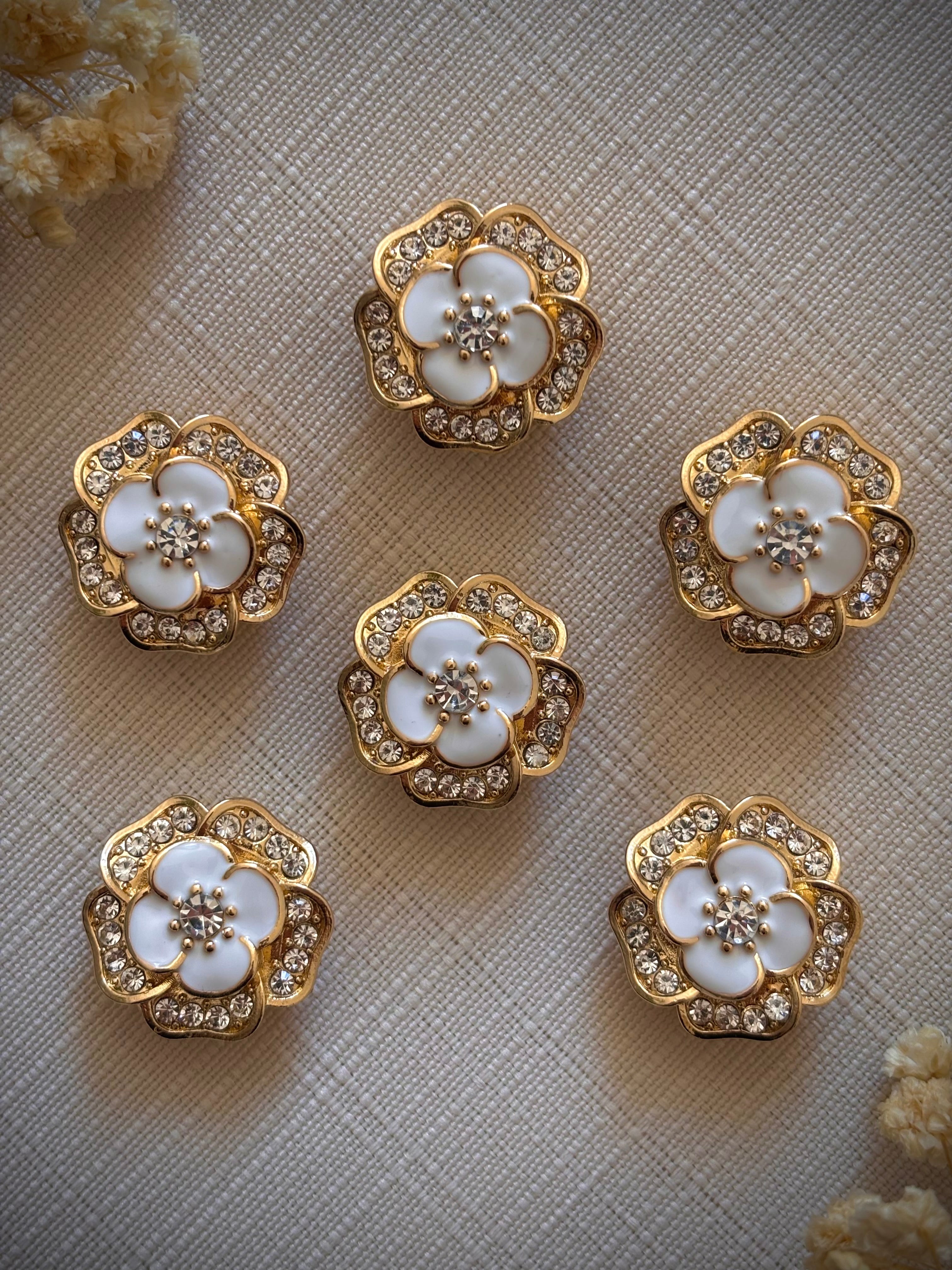 bijoux-de-bouton-fleur-strass-set-6-blanc-vue-de-face