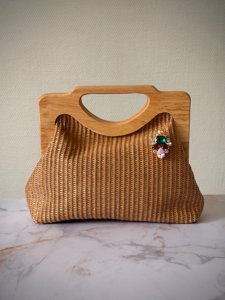 Bijou de bouton Riviera - porté en broche sur sac