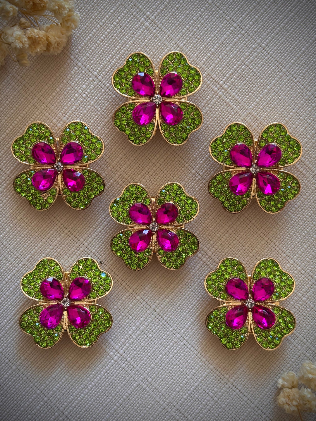 bijoux-de-bouton-trefle-elegance-set-6-rose