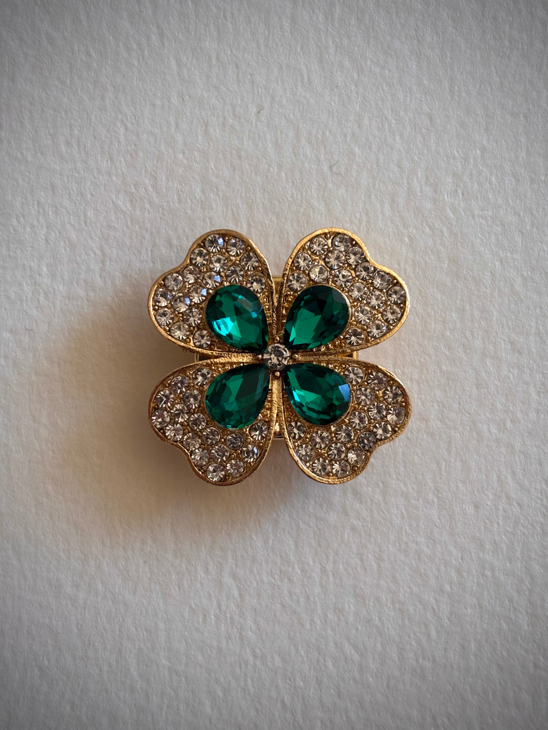 bijoux-de-bouton-trefle-elegance-set-3-6-vert-vue-de-face